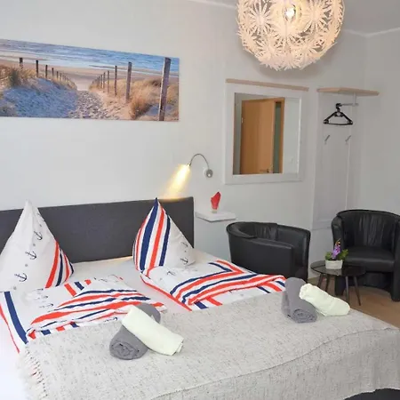Neptuns Ankerplatz & Zur Seerobbe 3*