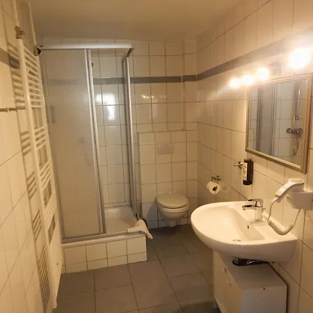 Neptuns Ankerplatz & Zur Seerobbe Отель Куксхафен