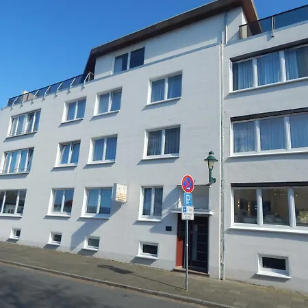 Hotel Neptuns Ankerplatz & Zur Seerobbe 호텔 3*