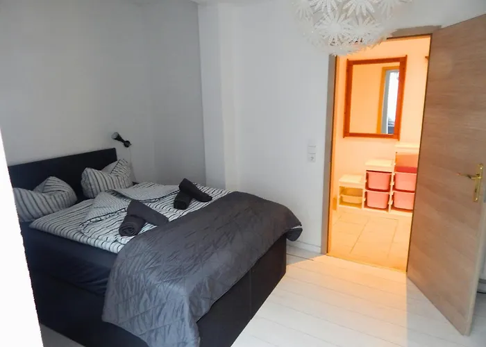 Neptuns Ankerplatz & Zur Seerobbe Отель